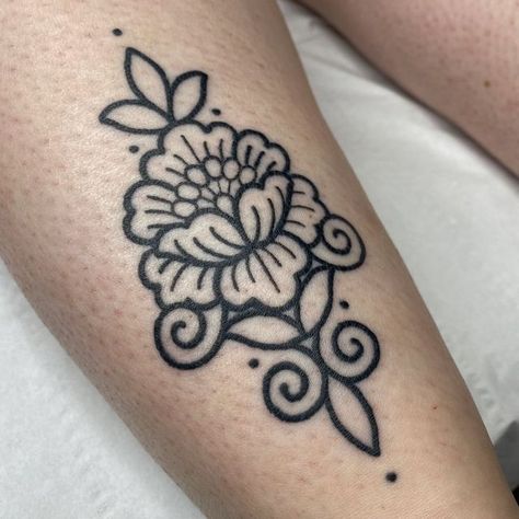 Nouveau Tattoo, Floral Ornament, Line Work Tattoo, Foot Tattoo, Henna Tattoo Designs, Pattern Tattoo, Ankle Tattoo, Simplistic Tattoos, Fine Line Tattoos