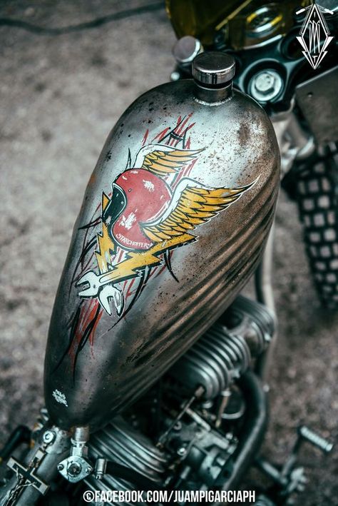 Kustom Kulture- I Live For This Shit                                                                                                                                                                                 More Gas Tank Paint, Moto Chopper, Motorcycle Art Painting, Rat Bikes, Мотоциклы Harley Davidson, Retro Bikes, Bike Tank, Custom Paint Motorcycle, Motorcycle Paint Jobs