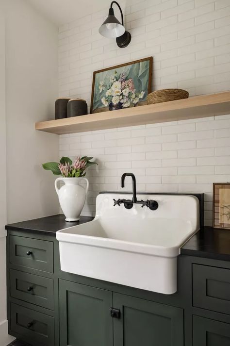 Pretty Utility Sink, Beach House Laundry Room, House Laundry Room Ideas, Garage Laundry Rooms, Mudroom Remodel, House Laundry Room, Emily Henderson Design, Dream Laundry Room, Mudroom Decor