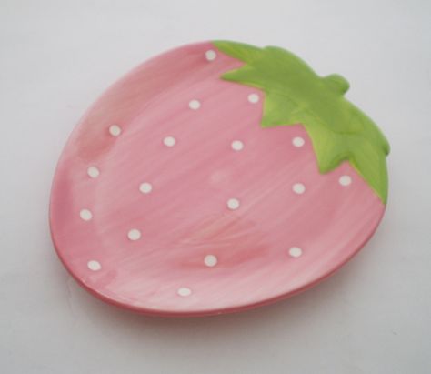 Explore icecream_drops' photos on Flickr. icecream_drops has uploaded 4530 photos to Flickr. Wall Hanging Ideas, Clay Plates, Diy Air Dry Clay, Hanging Ideas, Air Dry Clay Projects, Paper Wall Hanging, Cerámica Ideas, Clay Diy Projects, Tanah Liat