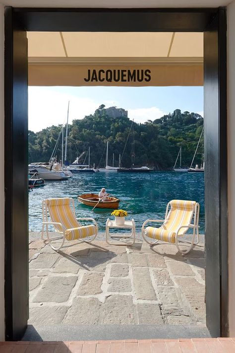 Jacquemus Pop Up, Mediterranean Exteriors, Jacquemus Beach, Angelica Aesthetic, Jacquemus Summer, Jacquemus Aesthetic, Brand Ads, Portofino Italy, Metal Magazine