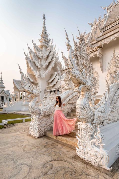 White Temple Thailand, Mud Flood, Bangkok Photos, Wat Rong Khun, Chiang Mai Travel, Thailand Pictures, Thailand Outfit, Chiang Rai Thailand, Thailand Honeymoon