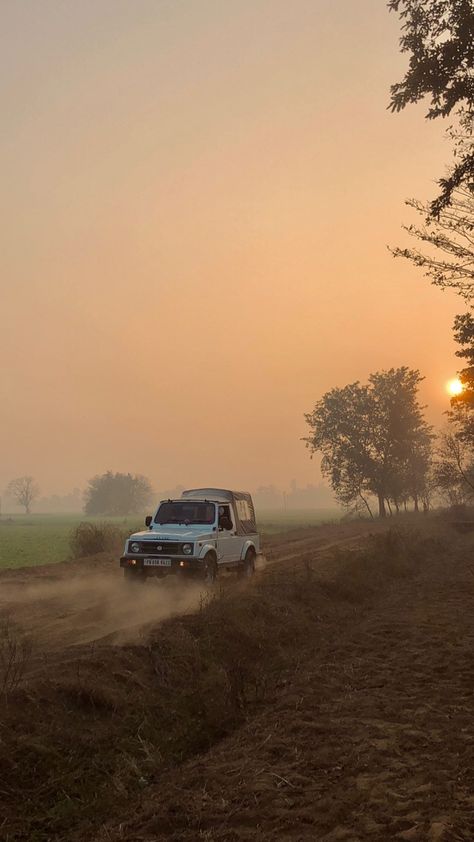 The Maruti Suzuki Gypsy is a four-wheel-drive vehicle based on the long wheelbase Suzuki Jimny SJ40/410 series. It was primarily built as an off-road vehicle and all models were built with selectable 4WD. It was extremely popular with Indian Armed Forces and Police & Law enforcement in India. Official production came to an end in 2018 due to tightening emissions and crash standards. Suzuki Jimny Aesthetic, Khwaja Ji, Indian Armed Forces, Special Forces Army, Khwaja Ji Pic, Night Bike Ride, Beautiful Scenery Photography, Night Biking, Maruti Suzuki