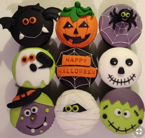 Halloween Cupcakes Design, Halloween Birthday Cupcakes For Kids, Halloween Fondant Cupcakes, Halloween Theme Cupcakes, Halloween Cupcake Ideas Creative, Cupcakes Para Halloween, Halloween Cupcakes For Kids, Diy Halloween Cupcakes, Halloween Themed Cupcakes