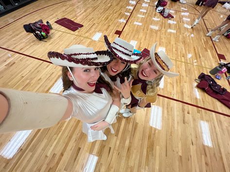 Social Officer Ideas Drill Team, Drill Team Aesthetic, Drill Team Photoshoot, Drill Team Photos, Opposing Team Gifts Drill Team, Drill Team Officer, Team Aesthetic, Drill Team Pictures, Team Ideas