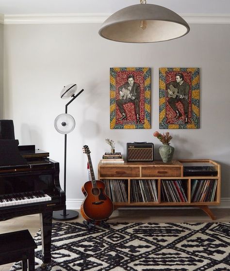 Jazz Living Room, Eclectic Music Room, Music House Decor, Music Corner Room, Music Office Room, Office And Music Room, Guitar Room Aesthetic, Music Basement, Music Living Room