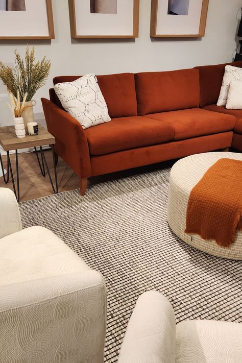 Living Room Burnt Orange Couch, Rust Couch Living Room Ideas Sofas, Rust Colour Sofa, Rust Coloured Sofa, Rust Orange Sofa, Rust Color Couch, Rust Couch Living Room, Orange Couch Aesthetic, Rust Sofa Living Room