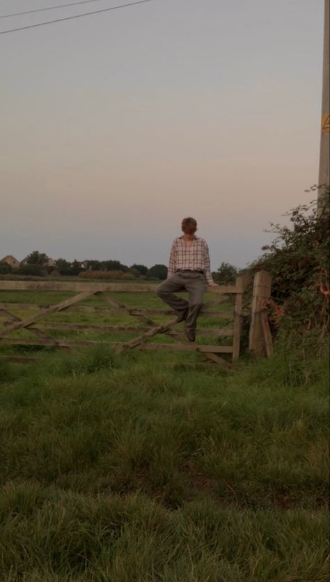 Male Farmer Aesthetic, Stable Boy Aesthetic, Farmer Man Aesthetic, Cottagecore Men Aesthetic, The Unmaking Of June Farrow Aesthetic, English Boy Aesthetic, Medieval Farmer Aesthetic, Male Gardener Aesthetic, Small Town Boy Aesthetic