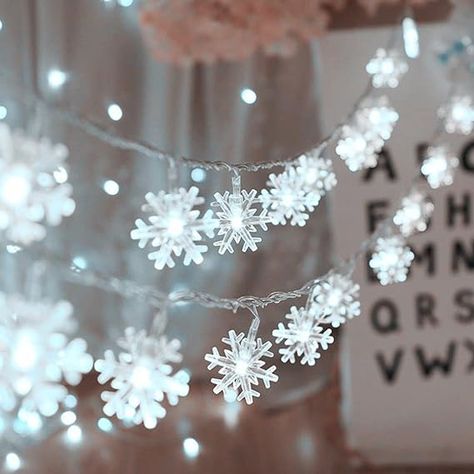 KAILEDI Christmas Lights, 40 LED Snowflake String Fairy Lights for Home, Party, Christmas, Wedding, Garden, Xmas Garden Patio Bedroom Decor Indoor Outdoor Celebration Lighting #christmaslights #christmasdecor #christmasideas #christmasledlights #christmasparty #christmasdecorideas Patio Bed, Snowflake Lights, Snow Light, Snowflake Garland, Indoor String Lights, Artificial Flowers Wedding, Led Fairy Lights, Snowflake Decorations, Light Garland