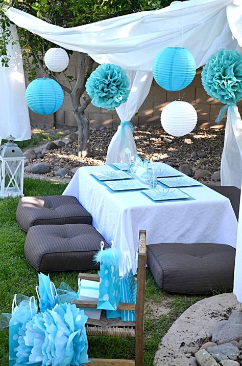 Glamping Party, Party Seating, Deco Champetre, Party Deco, 9th Birthday Parties, Ideas Backyard, Blue Party, Garden Parties, Backyard Party