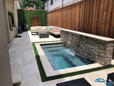 Jacuzzi Pool Combo, In Ground Plunge Pool, Micro Pool Backyard, Patio Plunge Pool, Tiny Backyard Pool, Small Luxury Backyard, Narrow Yard Pool, Narrow Plunge Pool, Tiny Pool Ideas