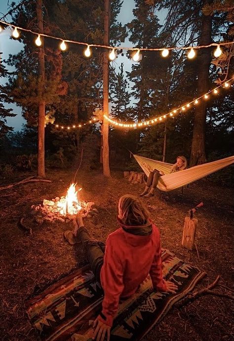 Inexpensive Date, Supraviețuire Camping, Camping Sauvage, Tree Tent, Dream Dates, 귀여운 음식 그림, Camping Vibes, Camping Set Up, Cute Date Ideas