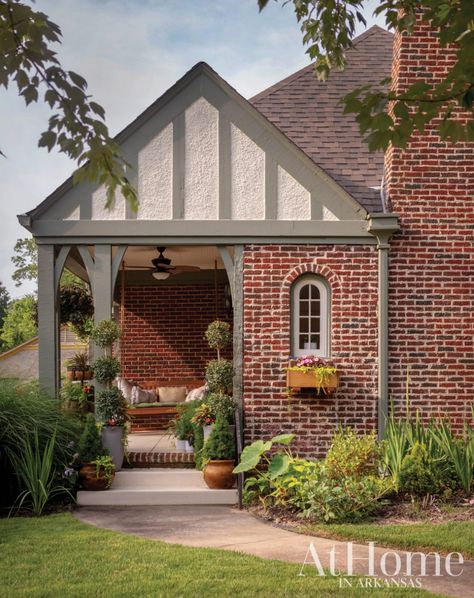 English Tudor Homes Exterior, Tudor Cottage Exterior, Brick Tudor Cottage, Red Brick Tudor, Cottage Exterior Paint, Brick Cottage Exterior, Tudor Exterior Paint, Modern Cottage Exterior, English Cottage Exterior