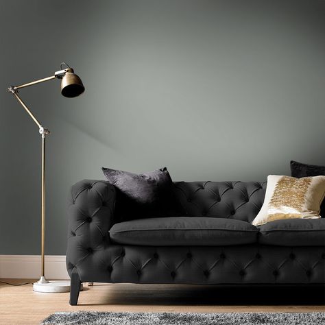 8 paint colours interior designers love right now - Red Online Flock Wallpaper, Choosing Paint Colours, Choosing Paint, Interior Wall Paint, Silver Wallpaper, Lounge Ideas, Grey Paint, Graham & Brown, Brown Paint