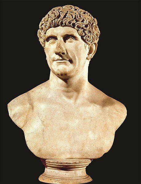 Roman Senator, Male Marble Statue, Antinous Statues, Vatican Museum Sculpture, Mark Antony, Giovanni Strazza Marble Sculpture, Marco Antonio, Marble Bust, Vatican Museums