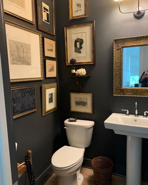 Windowless Powder Room, Black Paint Colors, Bathroom Facelift, Black Powder Room, Tiny Powder Rooms, Wrought Iron Paint, Tiny Powder Room, Mini Bad, Condo Bathroom