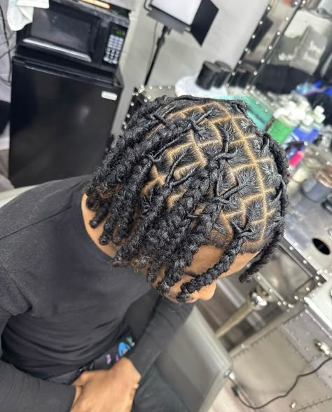 Braids With Dreads Men, Braid Plaits Locs, 3 Strand Twist Men Locs, Dreadhead Styles Men, Braid Loc Styles Men, Lock Styles For Men Dreads Short, Retwist Dreads Hairstyles Men, Four Strand Twist Locs, Plug Twists Men