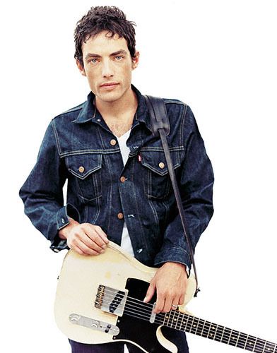 Jakob Dylan, the lead singer of The Wallflowers - who were HUGE in 1997 / 98 when I was a senior in high school. Gorgeous!!! I would have married him and had his children. And that would make Bob Dylan my father-in-law. Not at a bad deal either way you look at it. Jakob Dylan, The Wallflowers, Steve Earle, Dapper Dudes, Friedrich Nietzsche, New York New York, Bob Dylan, Lead Singer, Music Tv