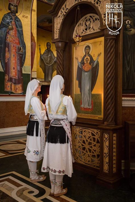 Prayer Aesthetic, Serbian Folklore, Balkan Culture, Serbian Women, Balkan Countries, Greek Dancing, Eastern Orthodox Church, Orthodox Christian Icons, Serbia And Montenegro