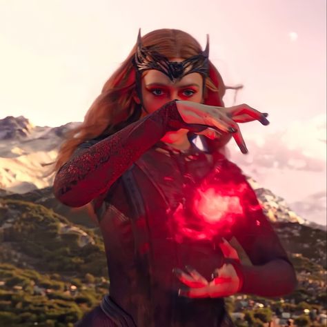 Scarlett Witch Icons, Scarlet Witch Mcu, Scarlet Marvel, Scarlet Witch Aesthetic, Wanda Scarlet Witch, Wanda Maximoff Icons, Scarlet Witch Icon, Wanda Icon, Mommy Wanda