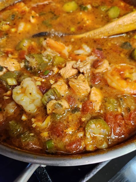 Okra Stew With Chicken, Sausage, Shrimp - Easy DIY Recipes Stewed Tomatoes And Okra Recipe, Okra Shrimp, Roasted Red Pepper Chicken, Recipes With Diced Tomatoes, Shrimp Gumbo Recipe, Stew With Chicken, Sauteed Okra, Red Pepper Chicken, Okra Gumbo