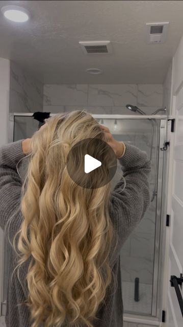 Lindsey on Instagram: "“I’m just gonna go in” and show you guys how to do my heatless curls LOL I hope this makes sense and helps you on your heatless curls journey!!" How To Make Curls, How To Do Curls, Heatless Curls, Beauty Health, Hair Styles, Hair, Beauty