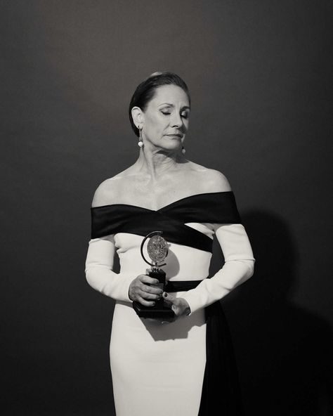 Tony Awards 2018 Winners Portraits Laurie Metcalf, Kate Mulgrew, Tony Award, Family Photo Album, Celebrity Families, Radio City Music Hall, New York Magazine, Kevin Costner, Lady Bird