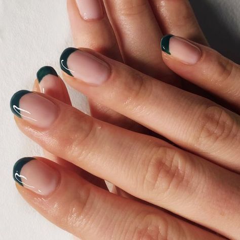 17 Short French Winter Nail Ideas for 2023-2024 French Tips Nails Color, Dark Green French Tip Nails Short, Bottle Green Nails Ideas, Autumn French Tips, The Gel Bottle Inc Nails, Autumn French Tip Nails, Tip Nails Designs, French Manicure Short Nails, Colored French Nails