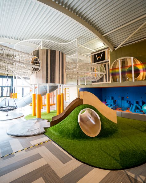 Indoor Soft Play Area, Indoor Playground Business, Mall Play Area, Inside Playground, Kids Play Area Indoor, Child Care Center Design, Children Play Area, Kids Play Centre, Dog Play Area