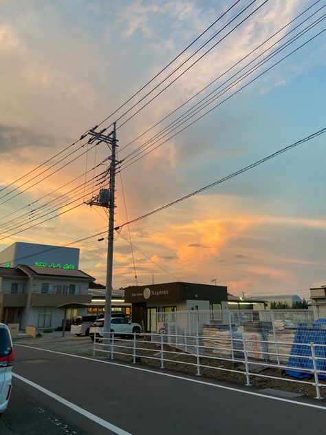 Saw this beautiful sunset in japan. The colors in the sky are really pretty and cute Beautiful sunset Sky pictures sunset japan pink sky blue sky aesthetic #sky #sunset #summer #japan #skypictures #cute #aesthetic Japanese Summer Aesthetic, Sky Pictures Sunset, Sunset In Japan, Blue Sky Aesthetic, Japanese Sunset, Summer Japan, Calm Life, Japan City, Nostalgic Aesthetic