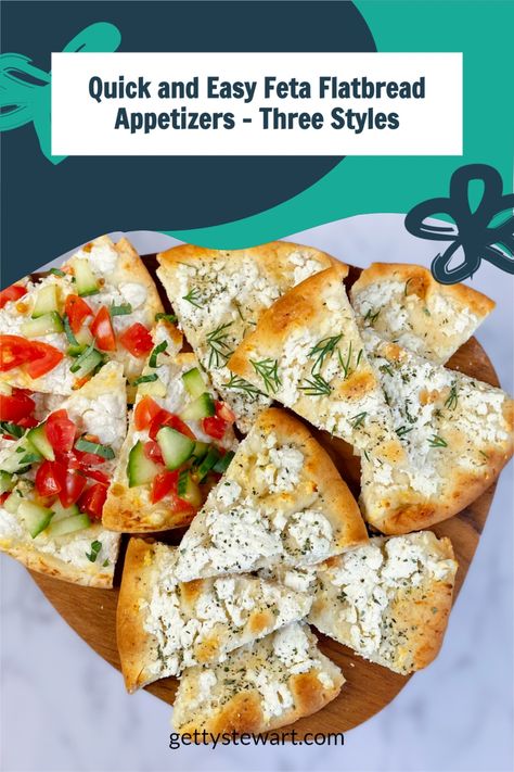 Easy Flatbread Appetizers, Naan Appetizer Recipes, Cold Flatbread Appetizers, Flat Bread Appetizer Ideas, Flatbread Appetizers Easy, Mini Naan Bread Appetizers, Naan Dippers Appetizers, Flat Breads Recipe Easy, Pita Bread Appetizers