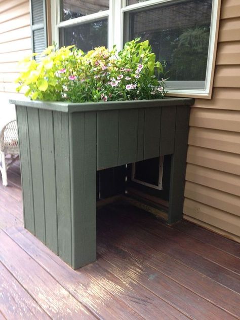 Hometalk :: A New Porch Is Not Complete Without Flower Boxes flower box hides a doggy door Dogs Furniture, Front Porch Renovation, Pet Friendly Backyard, Doggy Door, Doggie Door, Katt Grejer, Dog Room, Dog House Diy, Pet Door