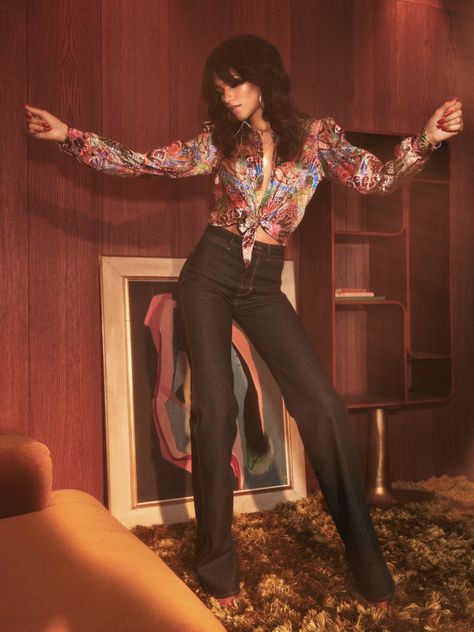 70s Photoshoot, Mode Zendaya, Look Disco, Jeans Trend, Disco Fashion, Zendaya Style, Fest Outfits, 60s 70s Fashion, 70s Inspired Fashion