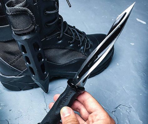 Boot Knife, Modern Factory, Karambit Knife, Dagger Knife, Fixed Blade Knife, Amazing Products, Air Max Sneakers, All Black Sneakers, The Unit