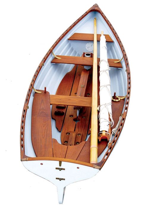 Diy Sailboat, Wooden Row Boat, Sailboat Plans, Sailing Dinghy, Navi A Vela, Wooden Sailboat, Classic Sailing, Small Sailboats, Wooden Boat Building