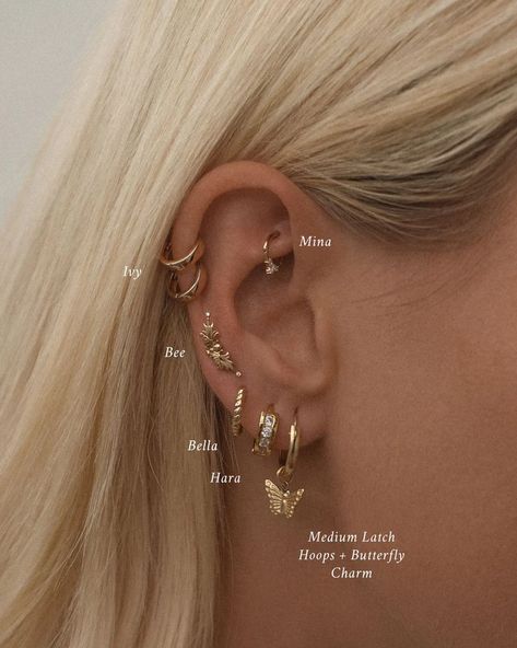 Full Earing Piercings, Minimalist Ear Piercings Ideas Both Ears, 3 Holes Ear Piercing, Piercing Stacking, Piercing Sets, Piercing Stack, Stacked Lobe, Piercings Silver, Full Ear Piercings