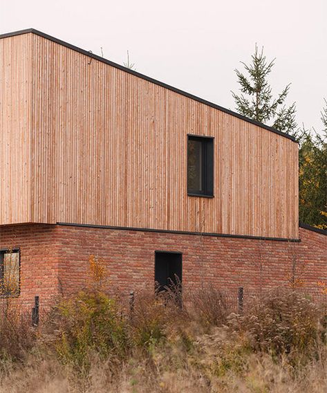 Brick And Wood Architecture, Brick And Wood Exterior, Wood And Brick, Sustainable Building Design, Exterior Materials, Wood Facade, Wooden Facade, Timber Architecture, Brick Cladding