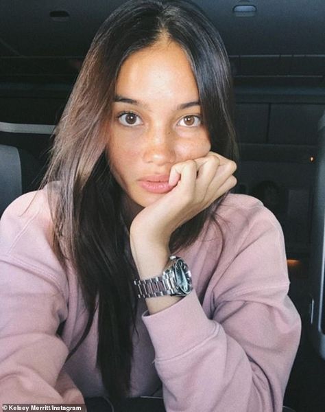 11/9/18 'I was born in the Philippines!' First Filipino model ever to walk in the Victoria's Secret show fires back at critics who accuse her of 'passing' as white and looking 'Eurocentric' Filipino Hair, Catfish Girl, Kelsey Merritt, Half Filipino, Filipino Girl, Casting On, Eyes Brown, Bare Beauty, Victorias Secret Models