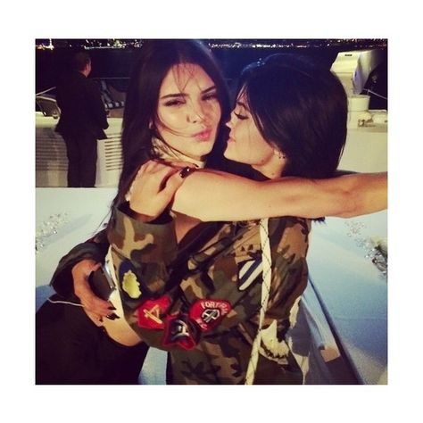 Kylie Jenner 2014, Kendall Jenner Tumblr, Kendall Jenner 2016, Kendall Jenner Icons, Jenner Girls, Kylie Baby, Kylie J, Jenner Family, Jenner Sisters