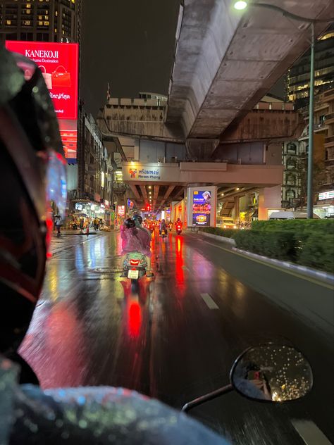 Bangkok Night Aesthetic, Bangkok City Aesthetic, Bangkok Travel Aesthetic, Bangkok Thailand Aesthetic Night, Bangkok Thailand Aesthetic, Traffic Aesthetic, Bangkok Aesthetic, Thailand Night, Thai Aesthetic