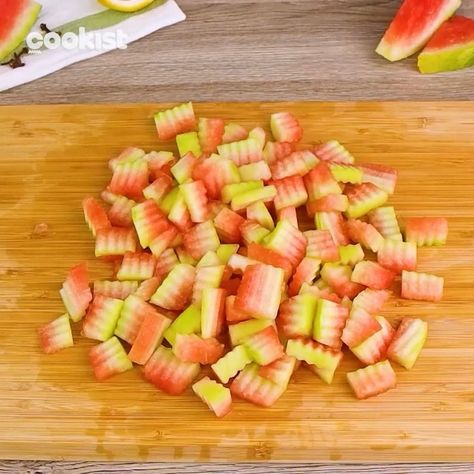 Watermelon Peel Recipe, Candied Watermelon, Watermelon Jam, Watermelon Jelly, How To Make Jelly, Cookist Wow, Yogurt Dessert, Pioneer Village, How To Cook Corn