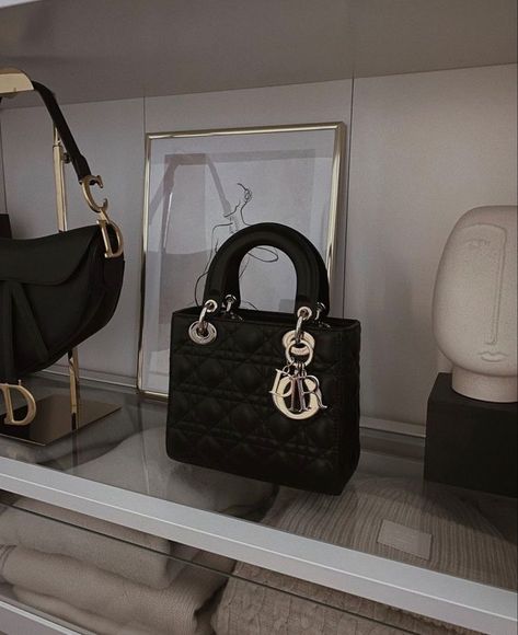 Luxury Handbags Black, Lady Dior Black Bag, Miss Lady Dior Bag, Aesthetic Black Handbag, Dior Handbags Aesthetic, Black Designer Bag Aesthetic, Dior 2023 Bag, Dior Black Aesthetic, Black Dior Aesthetic