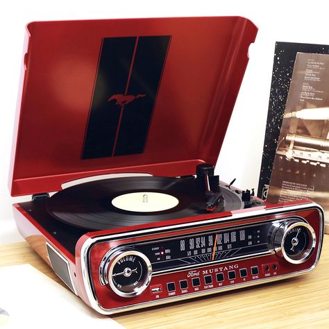 Win a FREE Classic Ford Mustang Record Player  http://blog.dalescollectibles.com/giveaway/mustang-record-player-giveaway/?token=mrQWkFaO7nwm Crosley Record Player, Classic Ford Mustang, Retro Technology, Red Mustang, Retro Record Player, Vintage Auto's, Vintage Record Player, Vinyl Record Player, Retro Radio