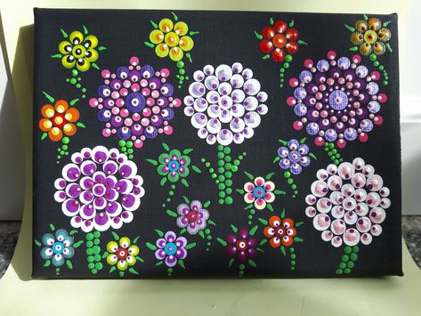 My own dotty spring flowers garden. Acrylic paint on canvas. By Suzanne Cannon Spring Dot Art, Dot Flowers Painting, Puff Paint Ideas, Dot Art Flowers, Flower Dot Painting, Dot Painting Flowers, Dotted Flowers, Spring Flowers Garden, Dot Flowers