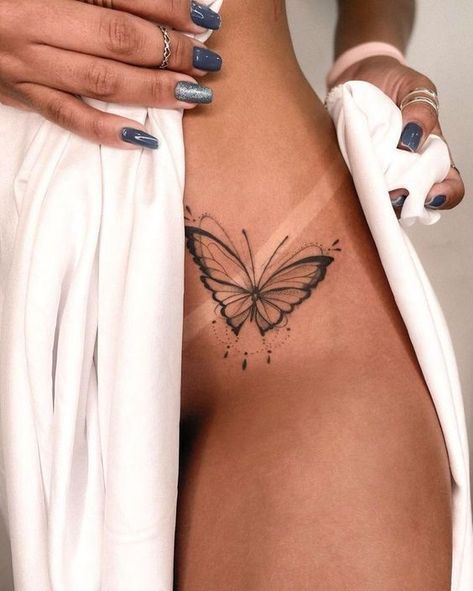 Hip Tattoos Women, Inspiration Tattoos, Butterfly Tattoo Designs, Home Tattoo, Tattoo Feminina, Dainty Tattoos, Hip Tattoo, Dope Tattoos, Tattoo Designs For Women