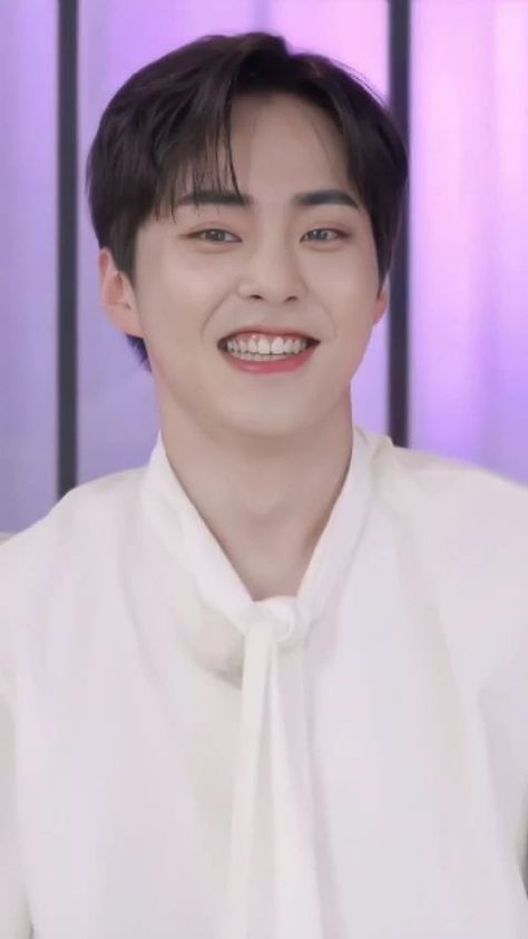 Xiumin Smile, Shapes Rpg, Xiu Xiu, Xiumin Exo, Kim Min Seok, Exo Xiumin, Instagram Frame Template, Xiu Min, Cute Hamsters