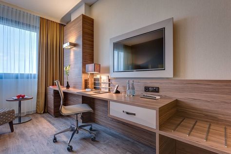 BONN MARRIOTT HOTEL $114 ($̶2̶6̶6̶) - Updated 2023 Prices & Reviews - Germany Muji Inspired Home, Hotel Room Design Plan, Small Hotel Room, Hotel Room Interior, Room Work, Bed Interior, Marriott Hotel, Hotel Room Design, Architecture Building Design