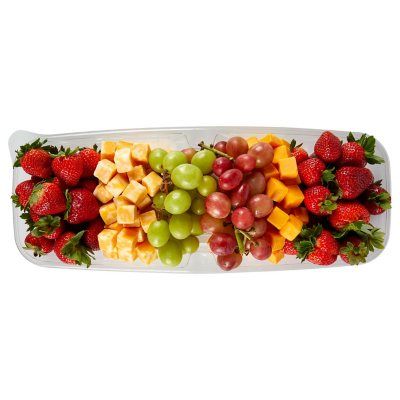 Cheese Party Trays, Fruit Trays, Fruit Platter Designs, Best Macaroni Salad, Party Tray, Sushi Party, Sandwich Trays, Cheese Party, Party Food Platters