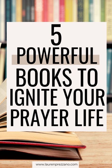 Christian Books For Women, Christian Books To Read, Today Prayer, Daily Devotional Prayer, Powerful Books, God Ideas, Getting Closer To God, Prayer Strategies, Prayer Books