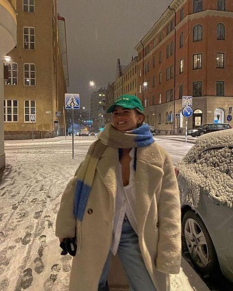 Vinter Mode Outfits, จีซอง Nct, Skandinavian Fashion, Matilda Djerf, Winter Fit, Winter Vest, Stockholm Fashion, Winter Fits, Mode Inspo